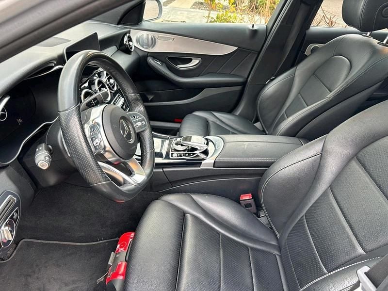 Silber Gebraucht 2020 Mercedes C220 Limousine | 31.900 € - Bild 1/4