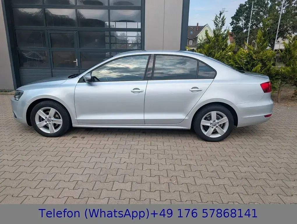 Gebraucht VW Jetta Comfortline 105 PS (77 kW) 2014 Silber Limousine