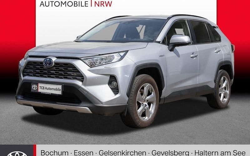 Silber Gebraucht 2021 Toyota RAV4 Hybrid SUV | 31.489 € (Fairer Preis) - Bild 1/4
