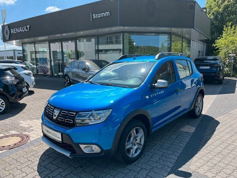 Blau Gebraucht 2020 Dacia Sandero Prestige Kleinwagen | 11.990 € (Guter Preis) - Bild 1/4