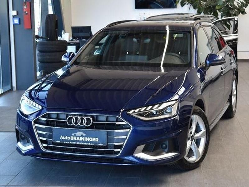 Gebraucht Audi A4 Advanced 163 PS (119 kW) 2023 Blau Kombi