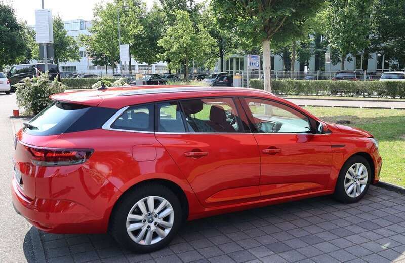 Rot Gebraucht 2020 Renault Mégane IV Kombi | 19.000 € (Fairer Preis) - Bild 1/4