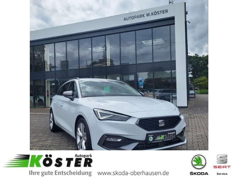 Weiss Gebraucht 2024 Seat Leon FR Kombi | 27.590 € (Fairer Preis) - Bild 1/4