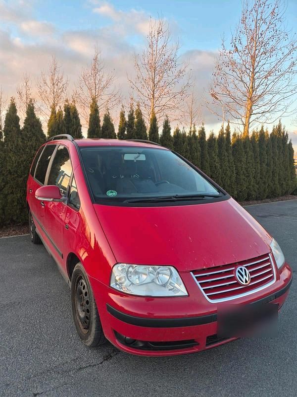 Gebraucht VW Sharan 116 PS (85 kW) 2009 Rot Van / Kleinbus
