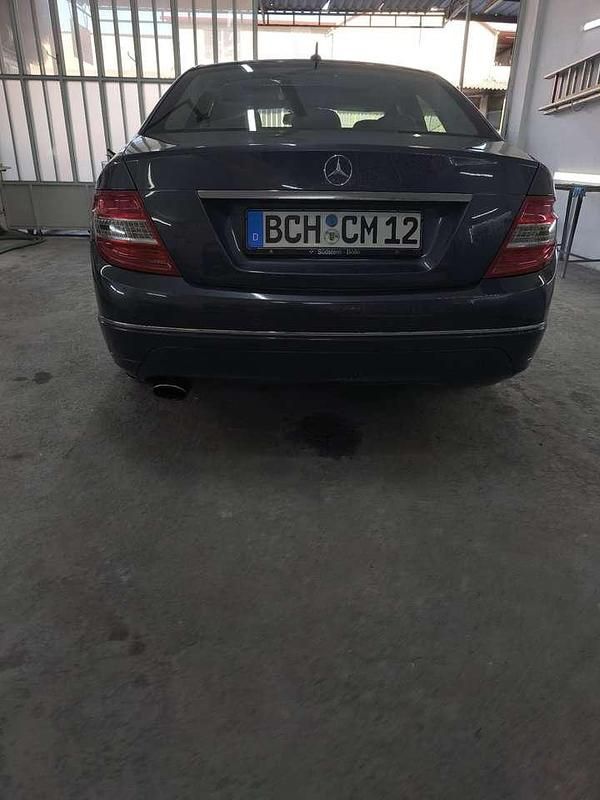 Gebraucht Mercedes 220 178 PS (130 kW) 2009