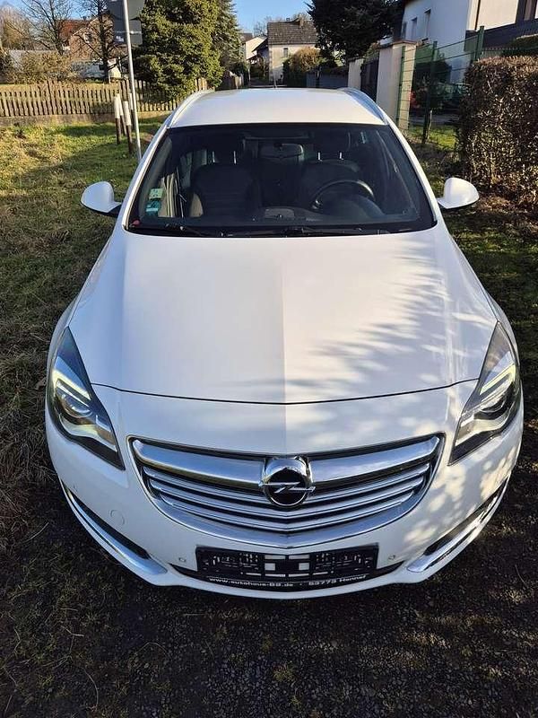 Gebraucht Opel Insignia Business Innovation 131 PS (96 kW) 2015 Weiß Kombi