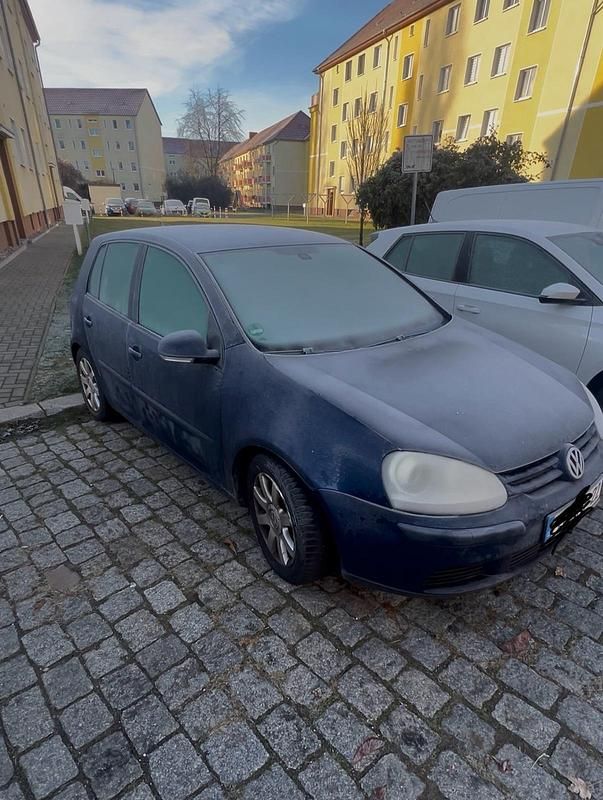 Blau Gebraucht 2004 VW Golf Limousine | 1.700 € (Superpreis) - Bild 1/4