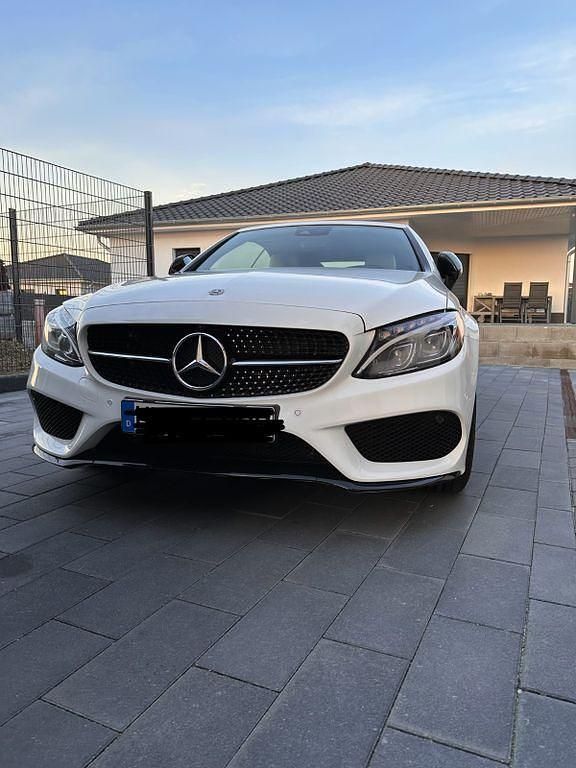 Gebraucht Mercedes C300 AMG line 245 PS (180 kW) 2018 Weiß Cabrio