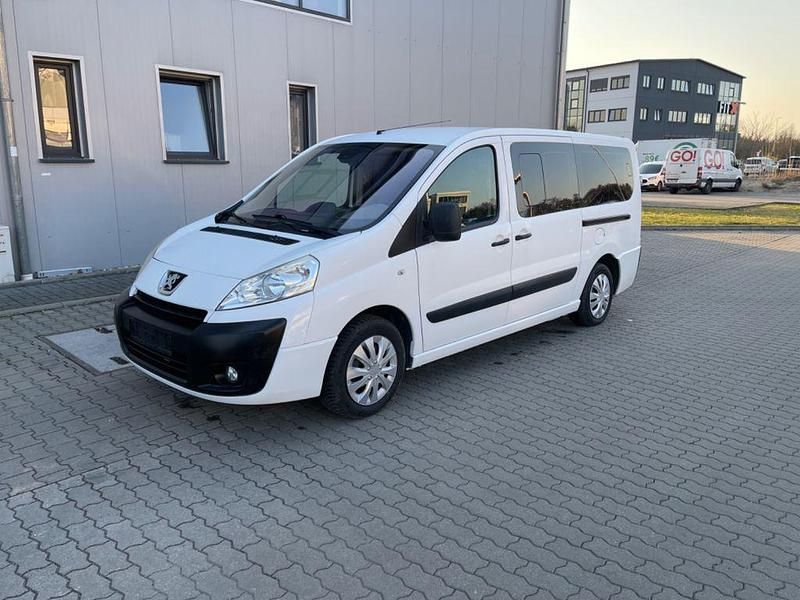 Gebraucht Peugeot Expert Allure 163 PS (119 kW) 2011 Weiß Van