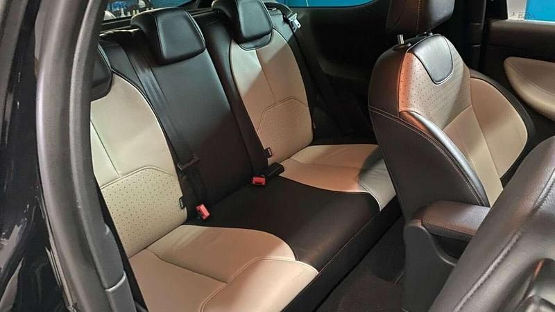 Gebraucht Citroën DS3 So Chic 120 PS (88 kW) 2013 Schwarz Limousine