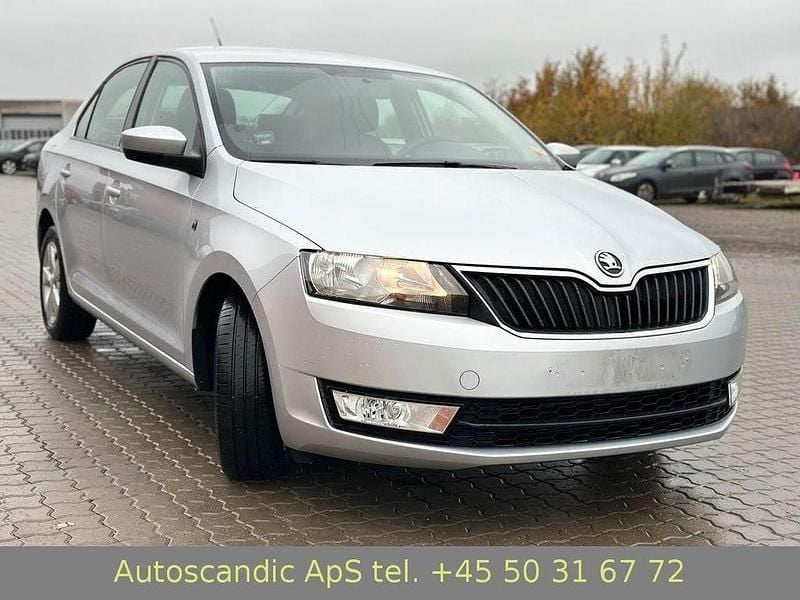 Gebraucht Skoda Rapid Ambition 86 PS (63 kW) 2014 Silber Limousine