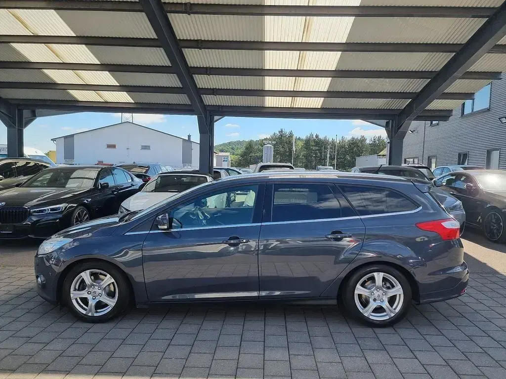 Gebraucht Ford Focus 163 PS (119 kW) 2012 Grau Limousine