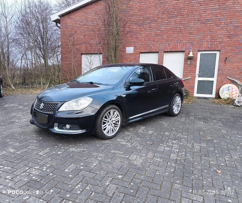 Gebraucht Suzuki Kizashi Sport 178 PS (130 kW) 2010 Schwarz Limousine