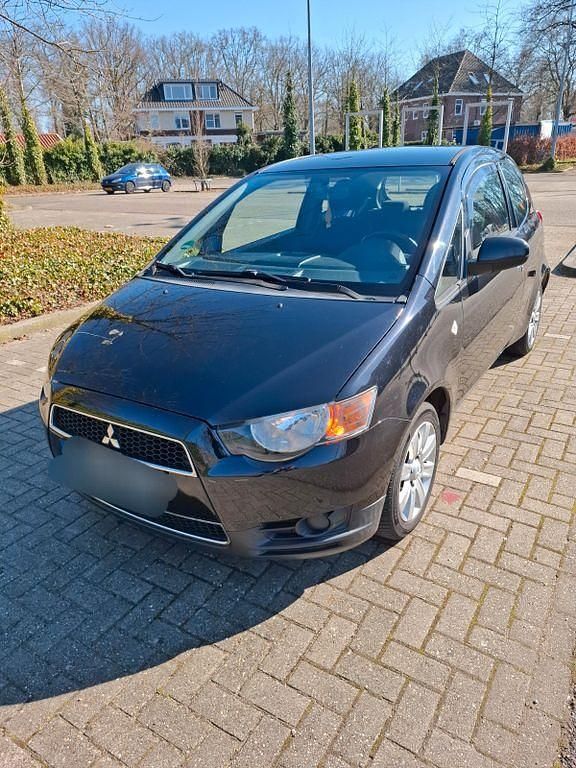 Schwarz Gebraucht 2011 Mitsubishi Colt Edition Limousine | 2.999 € (Guter Preis) - Bild 1/4