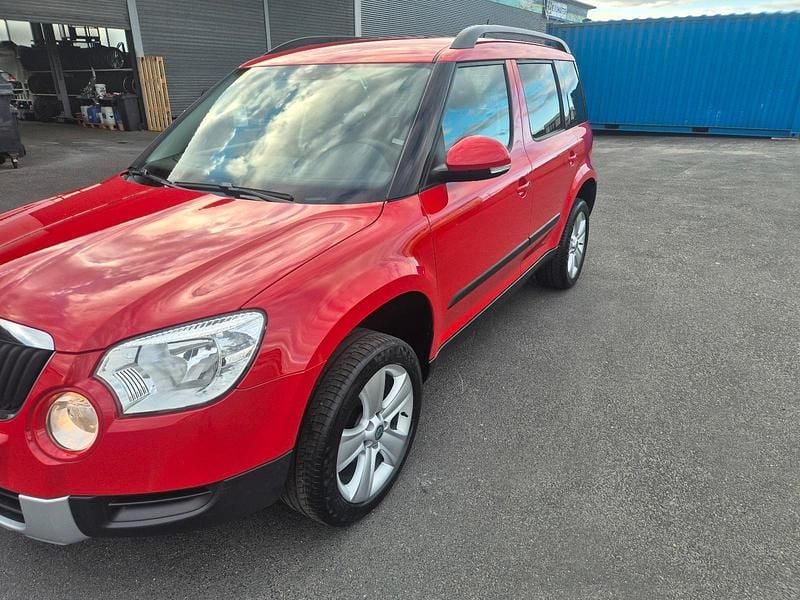 Gebraucht Skoda Yeti 105 PS (77 kW) 2011 Rot SUV
