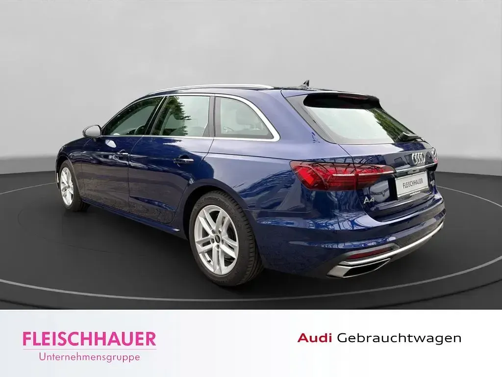 Gebraucht Audi A4 Advanced 204 PS (150 kW) 2023 Blau Kombi