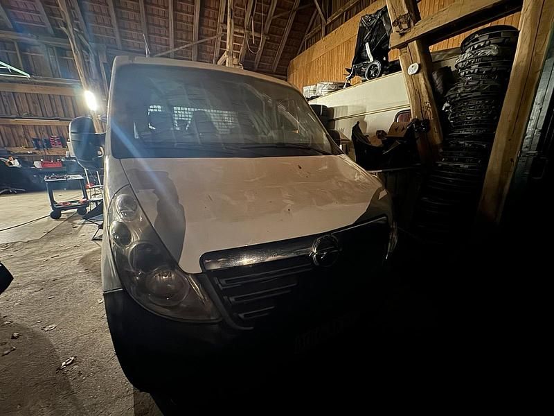 Weiß Gebraucht 2018 Opel Movano Van | 8.200 € - Bild 1/4