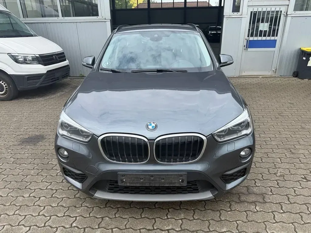 Gebraucht BMW X1 Advantage 190 PS (139 kW) 2017 Grau SUV