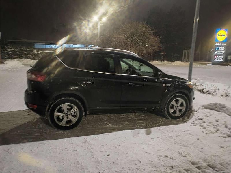 Gebraucht Ford Kuga Trend 140 PS (102 kW) 2009 Schwarz SUV