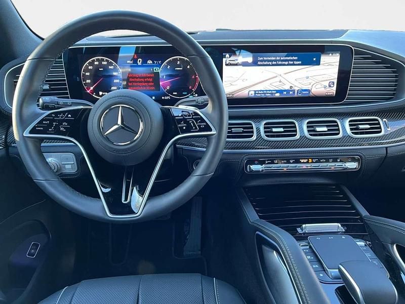 Gebraucht Mercedes GLS350 313 PS (230 kW) 2024 Metalliclack obsidianschwarz SUV