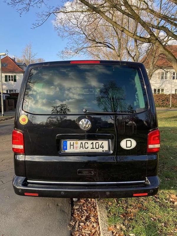 Używany VW T5 Highline 179 KM (131 kW) 2011 Czarny Van