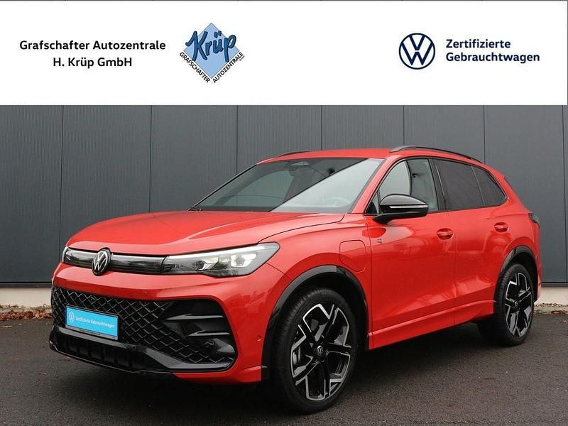 Orange Gebraucht 2024 VW Tiguan R-line SUV | 42.890 € (Superpreis) - Bild 1/3