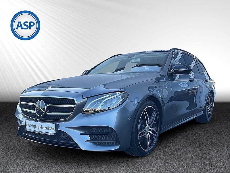 Gebraucht Mercedes E300 AMG line 245 PS (180 kW) 2019 Grau (selenitgrau  metalliclack) Limousine