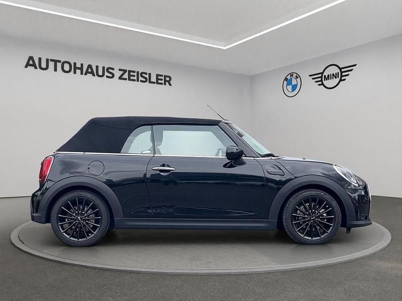 Gebraucht Mini One Cabriolet Pepper 102 PS (75 kW) 2022 Schwarz Cabrio