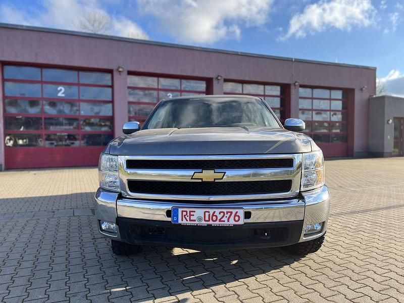 Gebraucht Chevrolet Silverado 320 PS (235 kW) 2013 Braun SUV