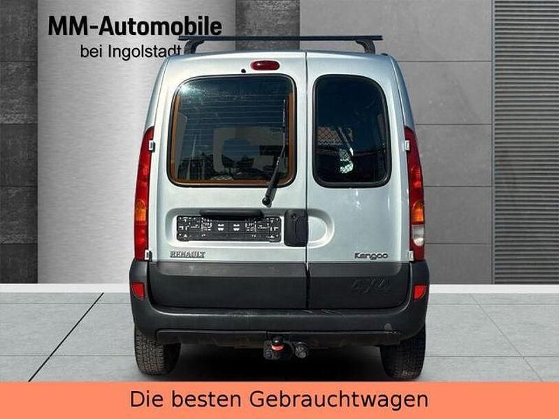 Gebraucht Renault Twingo Dynamique 75 PS (55 kW) 2012 Fuchsiaviolett Kleinwagen