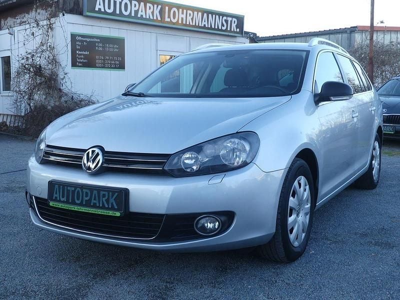 Gebraucht VW Golf VI Style 105 PS (77 kW) 2011 Silber Kleinwagen
