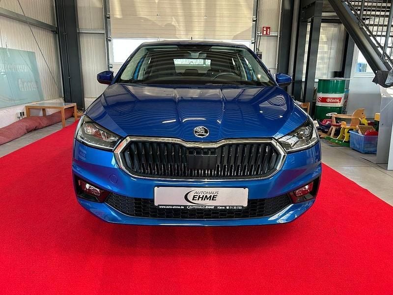 Gebraucht Skoda Fabia Style 95 PS (69 kW) 2022 Raceblau metallic Kleinwagen