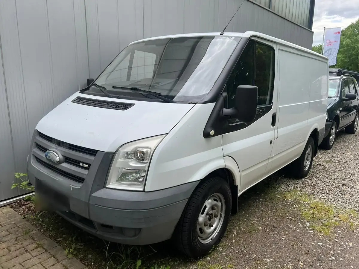Gebraucht Ford Transit 140 PS (102 kW) 2008 Weiß Van / Kleinbus