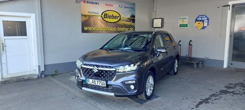 Grau Gebraucht 2025 Suzuki SX4 S-Cross Comfort SUV | 30.690 € - Bild 1/4