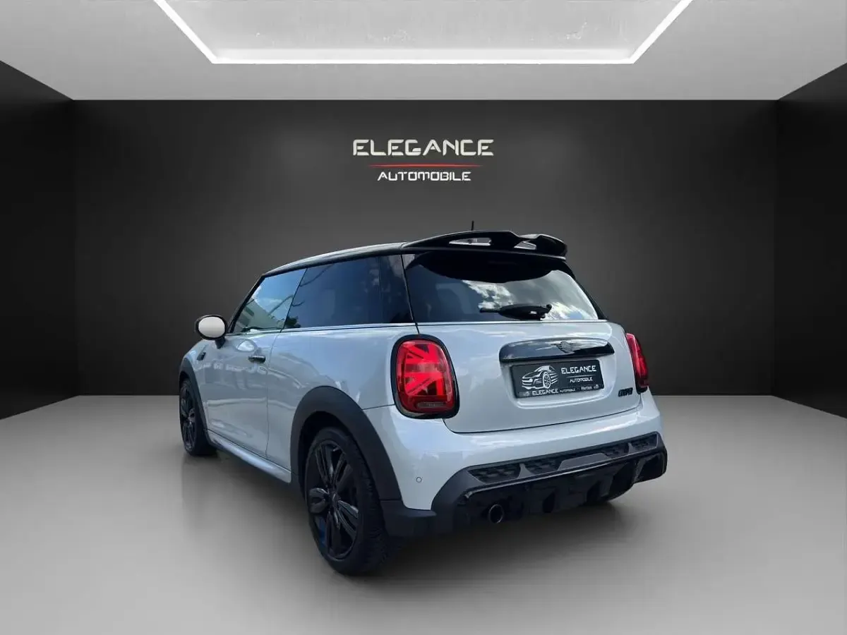 Gebraucht Mini John Cooper Works 136 PS (100 kW) 2021 White silver Kleinwagen