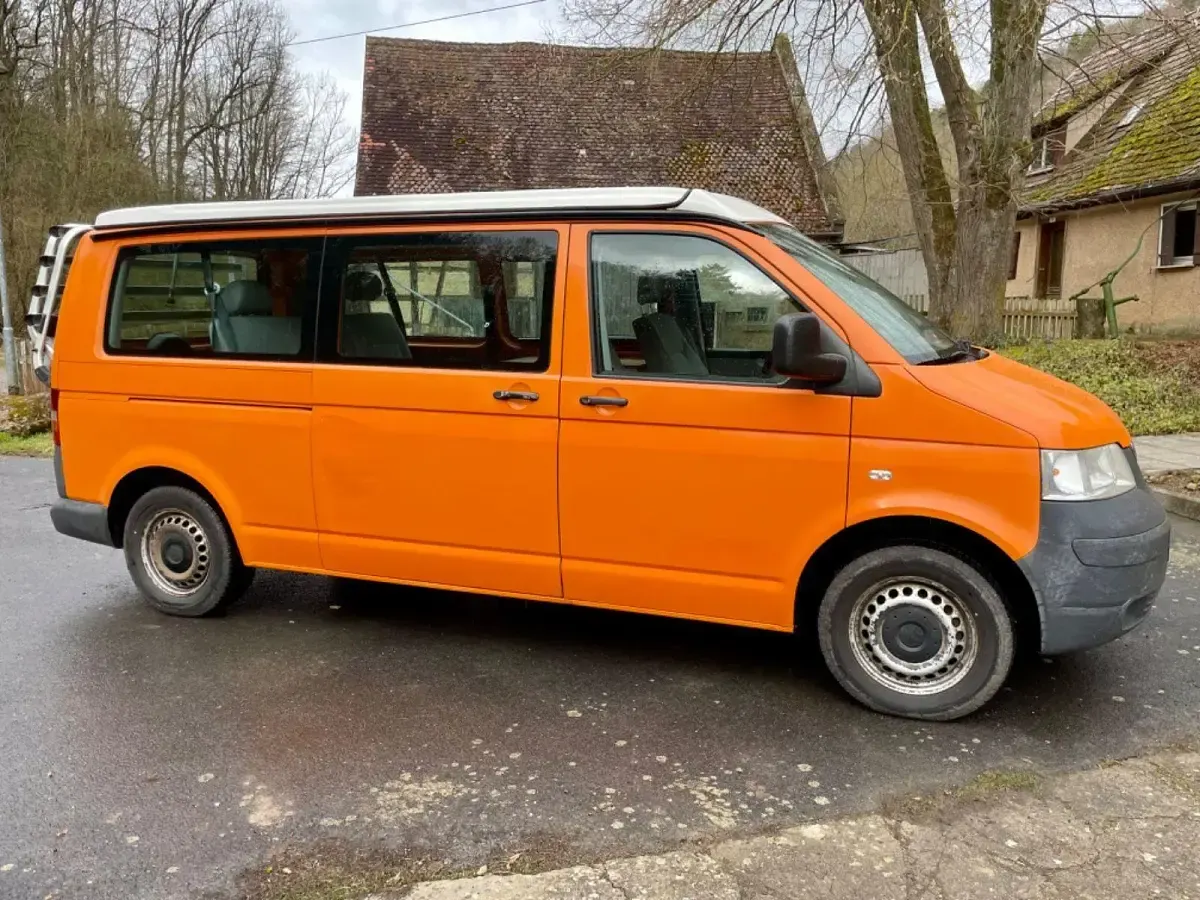 Usata VW Transporter 131 CV (96 kW) 2009 Arancione Furgone