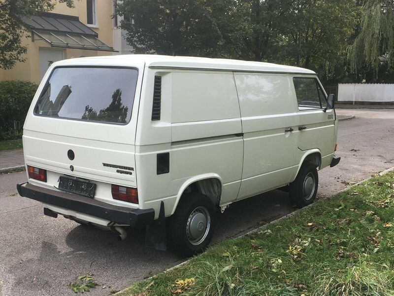 Verkauft VW T3 SYNCRO 4WD 1.9 WBX Kast., gebraucht 1992, 134.559 km in  München