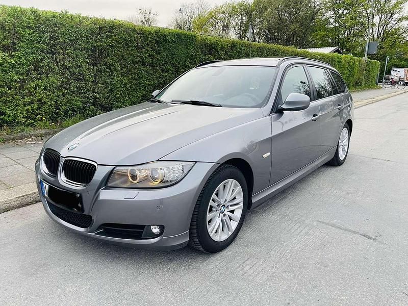 Gebraucht BMW 318 143 PS (105 kW) 2012 Kombi