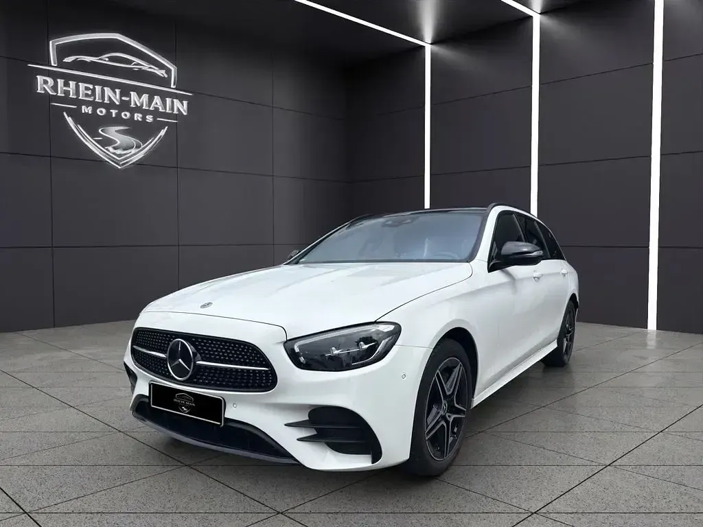 Gebraucht Mercedes E300 AMG line 320 PS (235 kW) 2022 Weiß Limousine