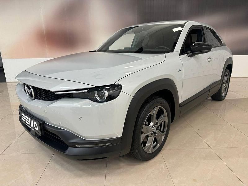 Weiß Gebraucht 2022 Mazda MX30 Makoto SUV | 13.990 € (Guter Preis) - Bild 1/4