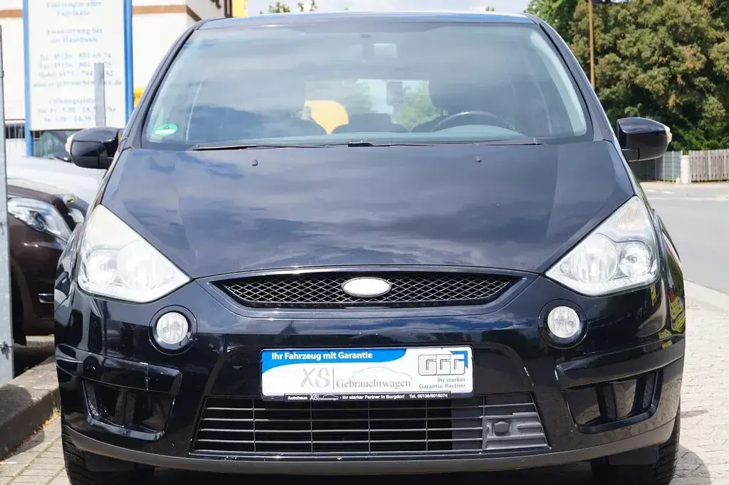 Gebraucht Ford S-MAX Trend 145 PS (106 kW) 2009 Schwarz Van / Kleinbus