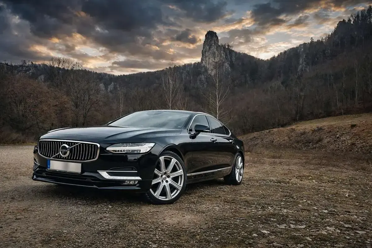 Gebraucht Volvo S90 Inscription 235 PS (172 kW) 2017 Schwarz Limousine