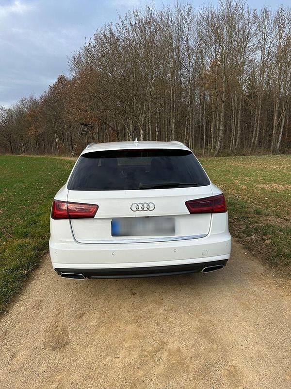 Gebraucht Audi A6 Sport 190 PS (139 kW) 2015 Weiß Kombi