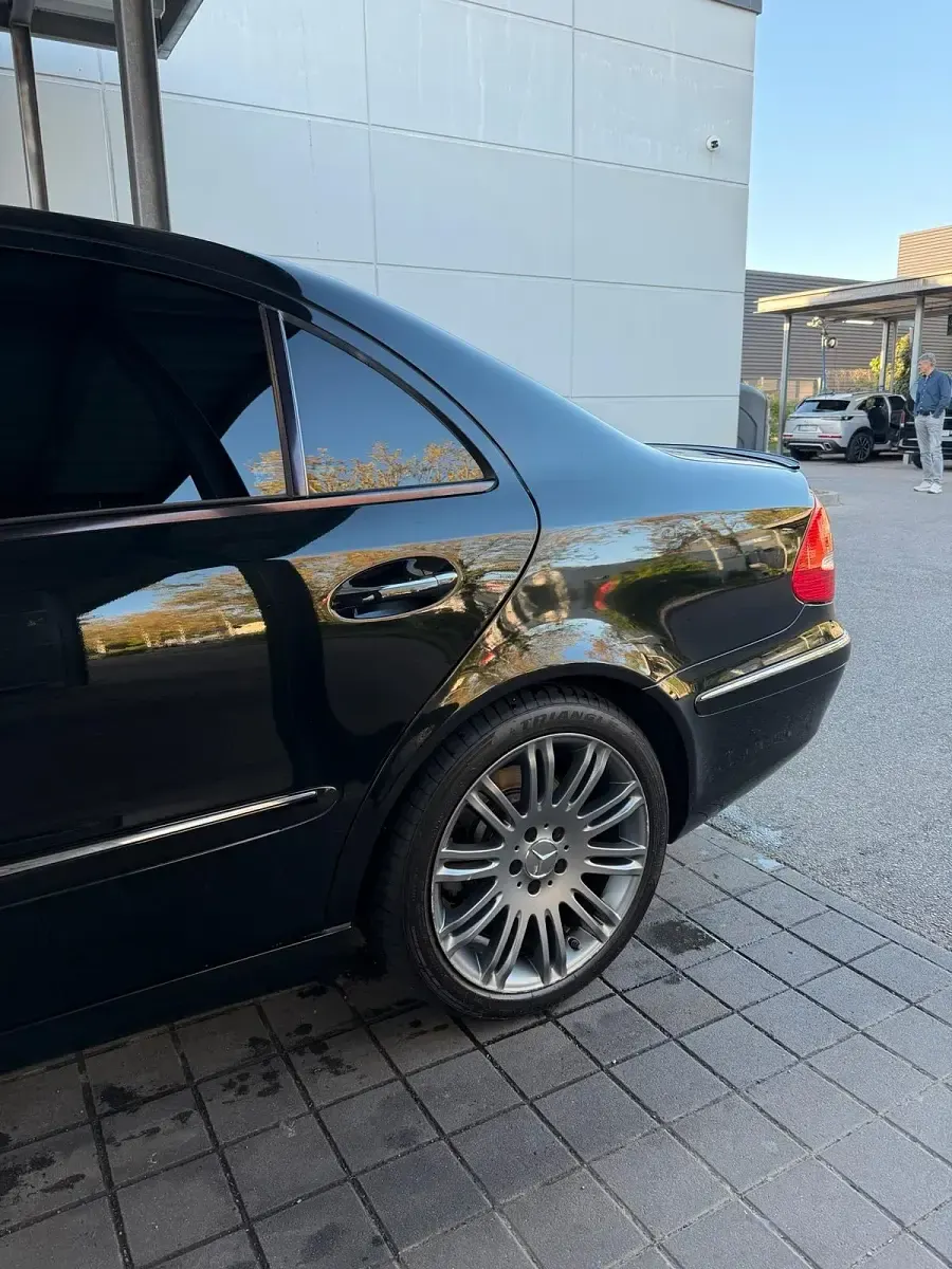 Gebraucht Mercedes E350 272 PS (200 kW) 2005 Schwarz Limousine