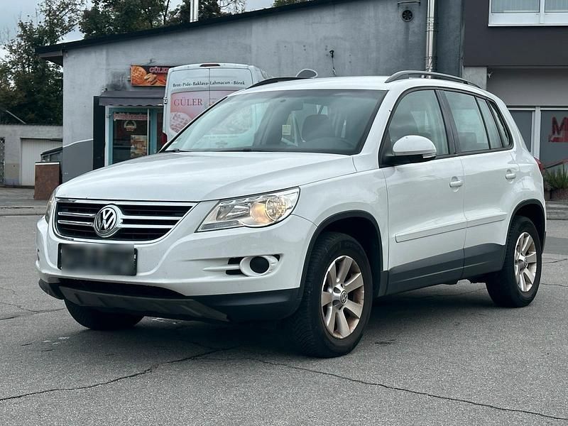 Weiß Gebraucht 2009 VW Tiguan SUV | 5.500 € (Guter Preis) - Bild 1/4