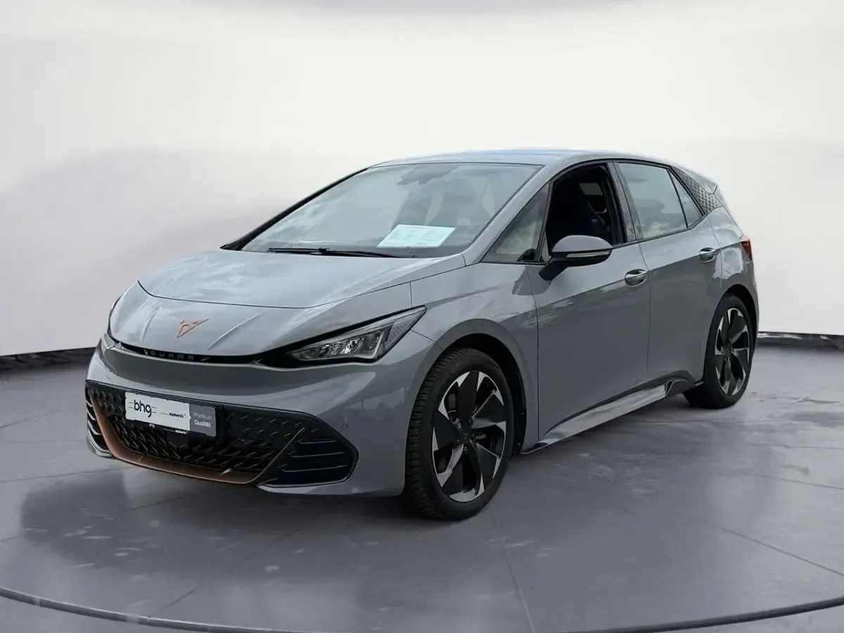 Gebraucht Cupra Born 150 kW (204 PS) 2024 Vaporgrau Kleinwagen