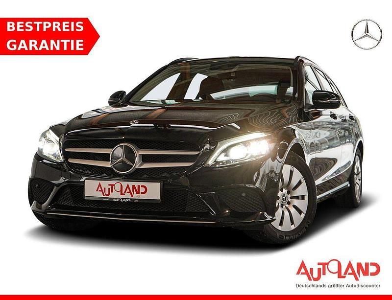 Gebraucht Mercedes C200 Avantgarde 160 PS (117 kW) 2020 Schwarz Kombi