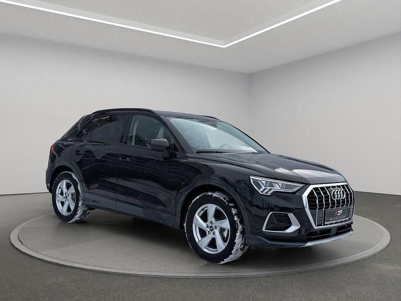 Neu Audi Q3 Advanced Plus 150 PS (110 kW) 2025 Mythosschwarz metallic SUV