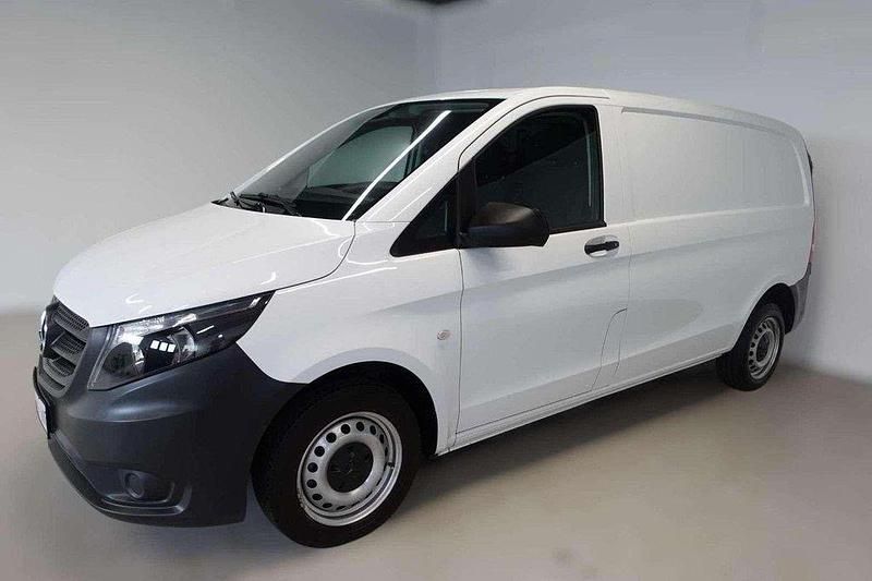 Arktikweiss Gebraucht 2019 Mercedes Vito Van | 18.990 € (Superpreis) - Bild 1/4