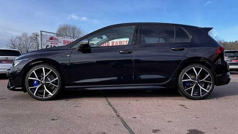 Gebraucht VW Golf VIII R 333 PS (244 kW) 2023 Schwarz Limousine